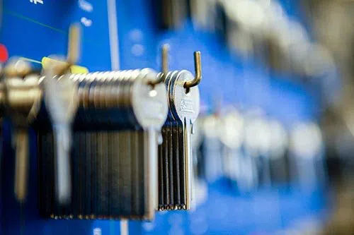 Locksmith Master Store Overland Park, KS 913-364-2664 - lock-smith